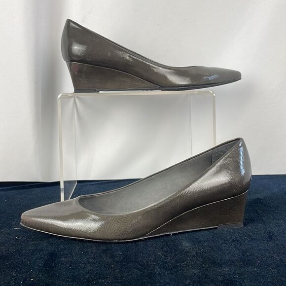 Stuart Weitzman Grey Patent Wedge - Picture 2 of 7